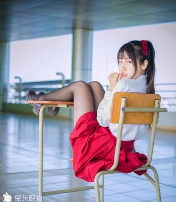 女邻居5
