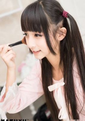 裙子里面的是怪兽